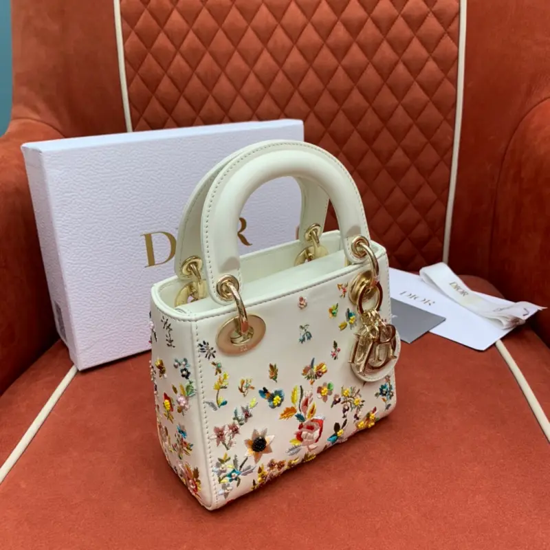 ML212 High Quality Bags - Image 11