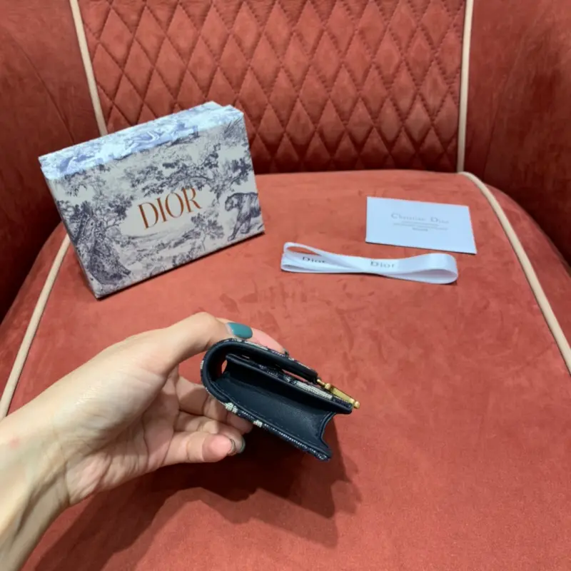 ML189 2 High Quality Bags - Image 3