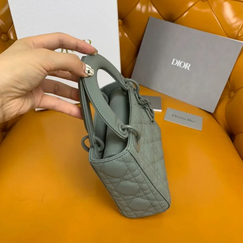 ML184 3 High Quality Bags - Image 3