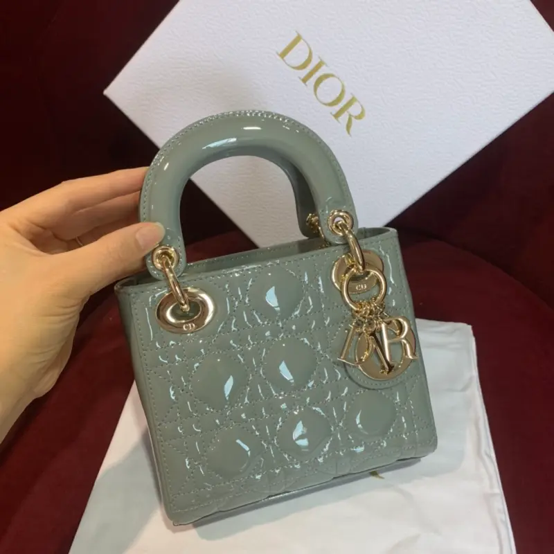 ML181 2 High Quality Bags - Image 2