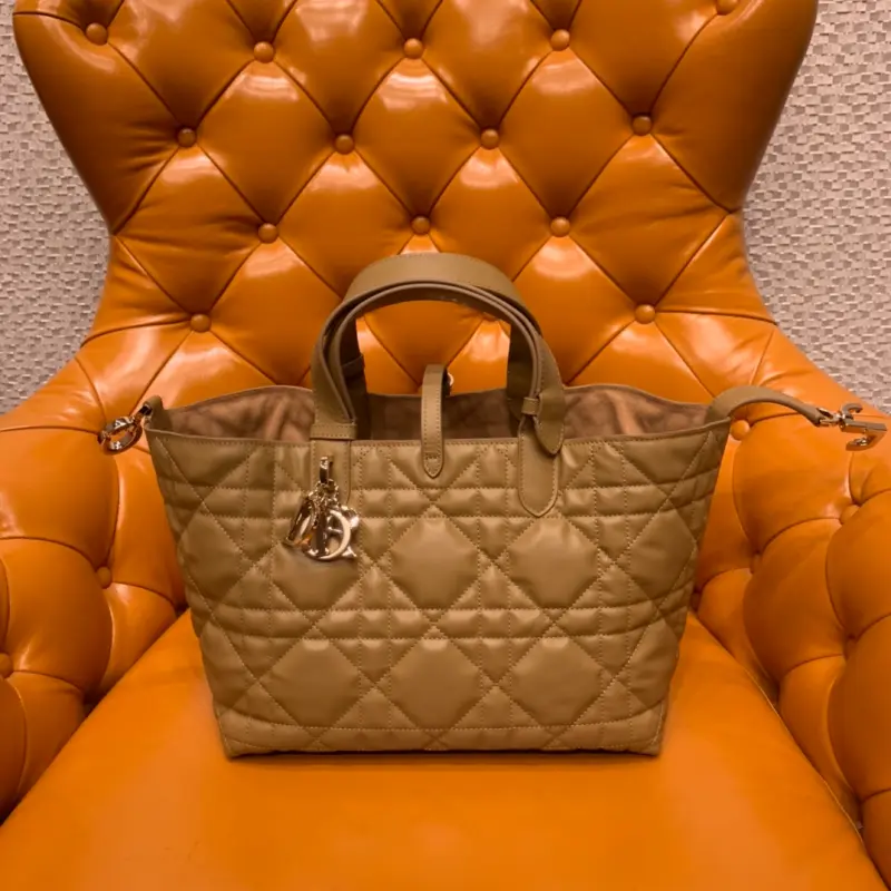 ML175 2 High Quality Bags - Image 3