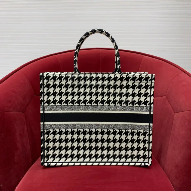 ML153 41cm High Quality Bags - Image 3