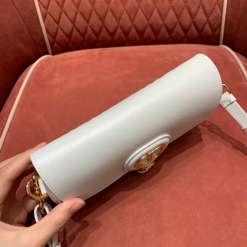 ML119 High Quality Bags - Image 3