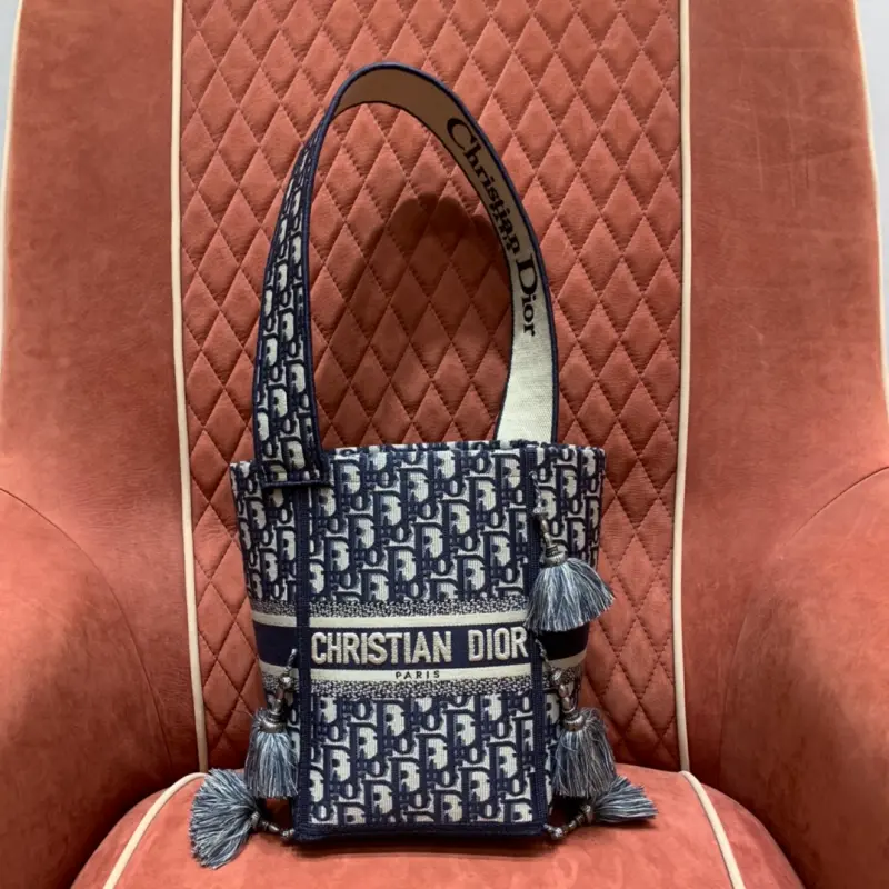 ML105 2 High Quality Bags - Image 2