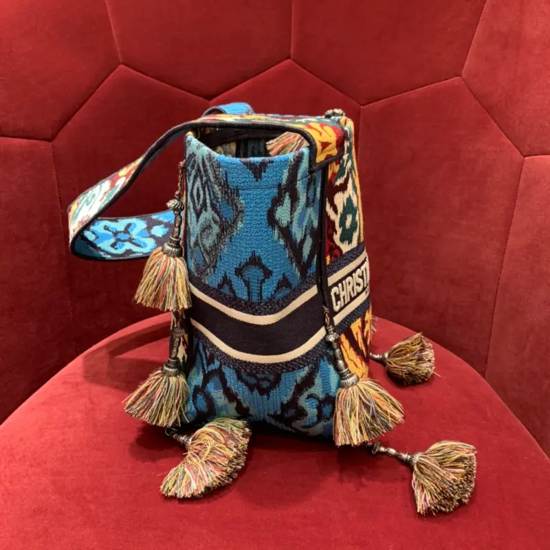 ML105 1 High Quality Bags - Image 3