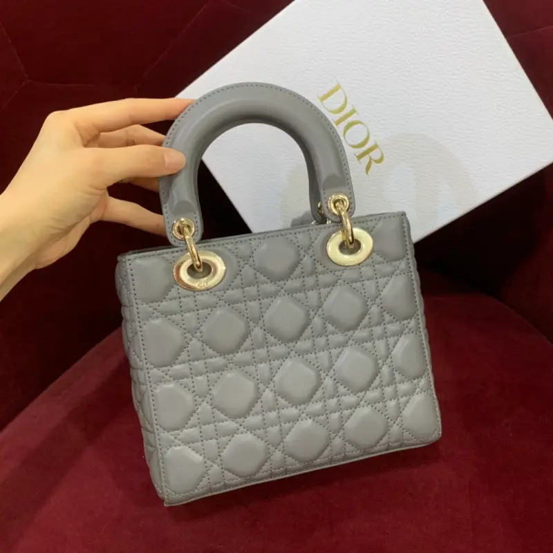 ML83 High Quality Bags - Image 3