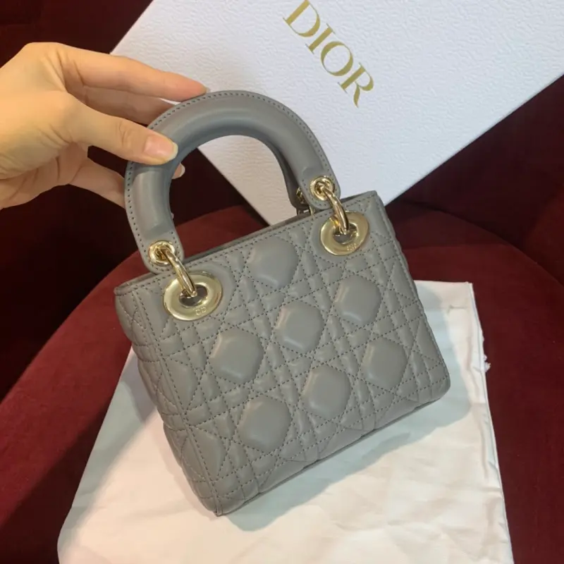 ML74 High Quality Bags - Image 3