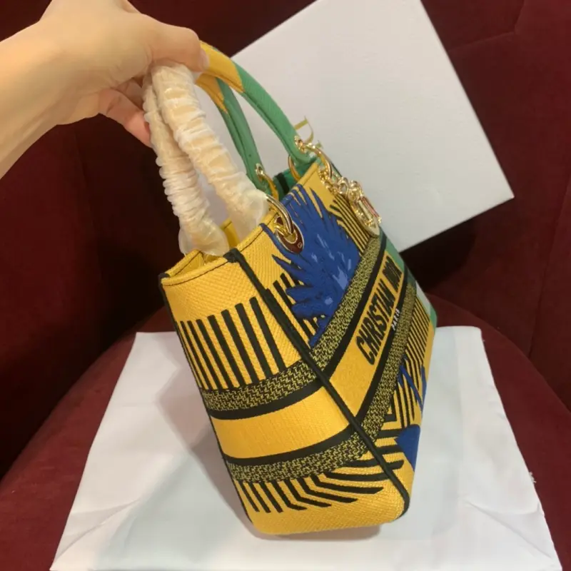 ML51 High Quality Bags - Image 3