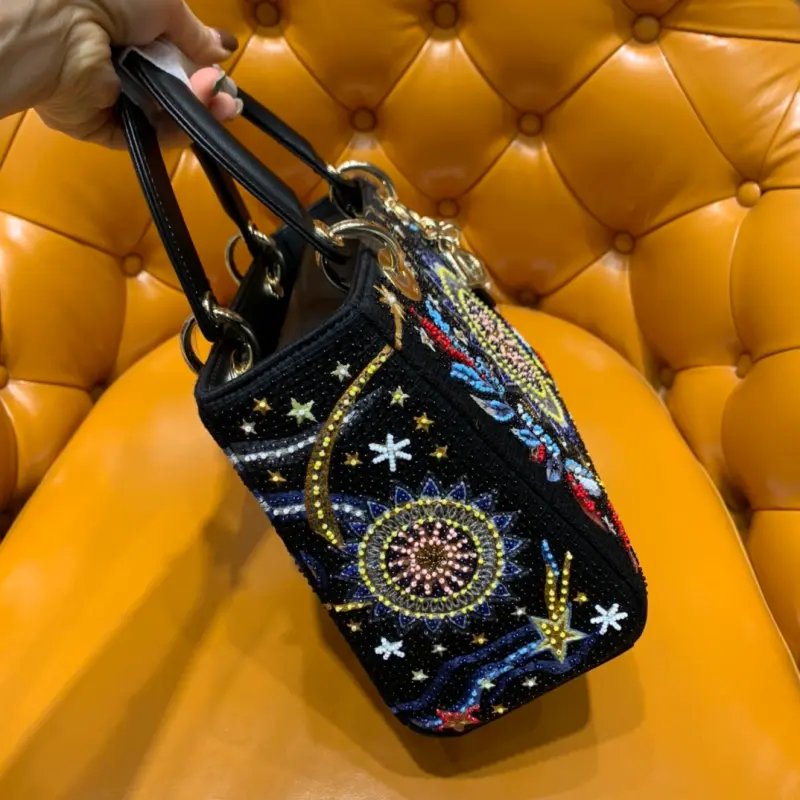 ML31 High Quality Bags - Image 4