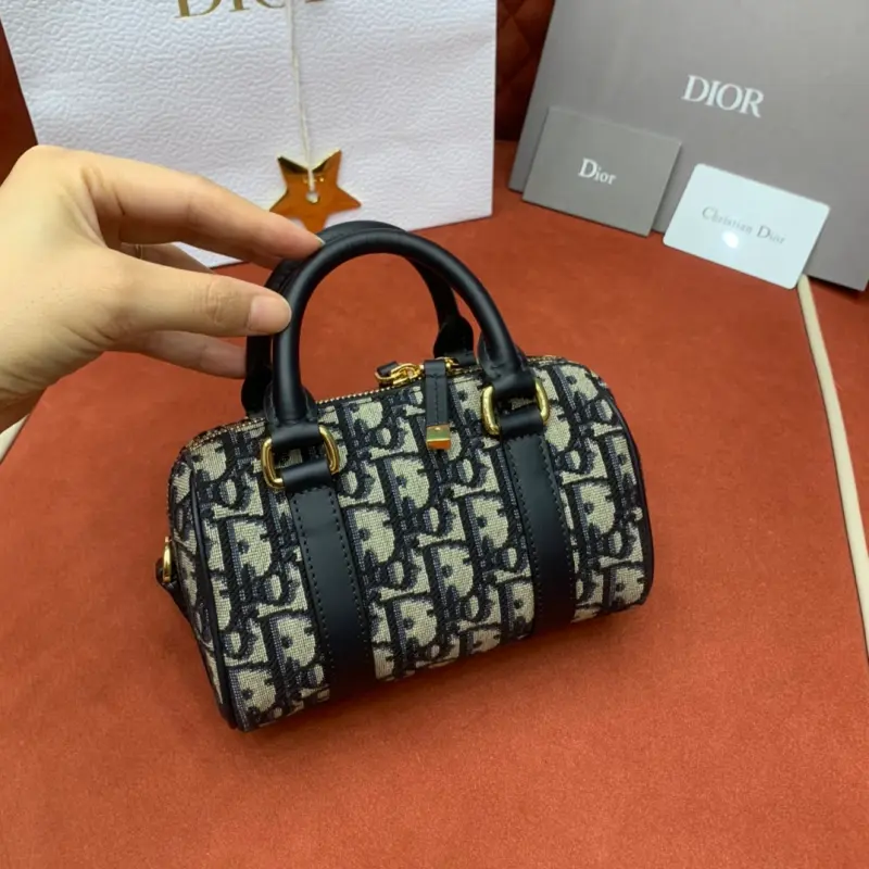 ML67 High Quality Bags - Image 3