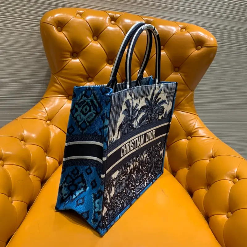 ML10 High Quality Bags - Image 4