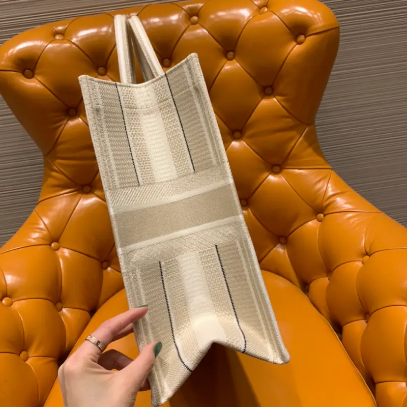 ML4 High Quality Bags - Image 2