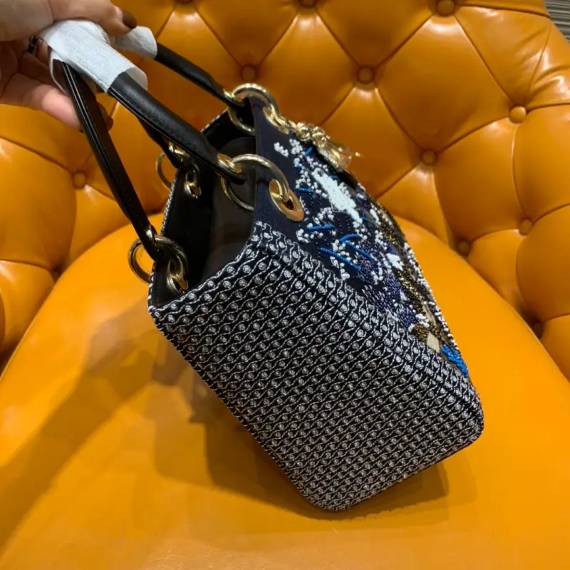 ML47 High Quality Bags - Image 4