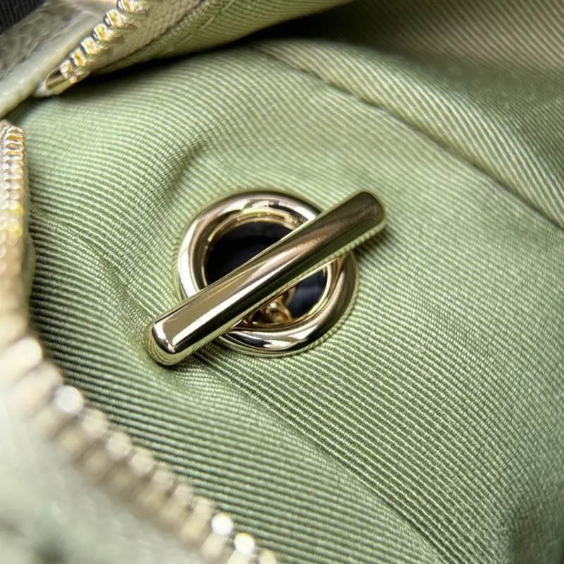 25c Lunch Box Bag CM 3 High Quality Bags - Image 6