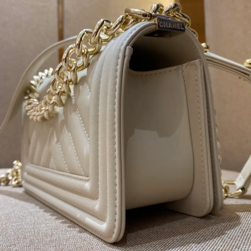 Leboy Trumpet 20cm Large V Leather Tire High Quality Bags - Image 3