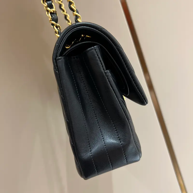 Medium 25cm Sheepskin CM 8 High Quality Bags - Image 3