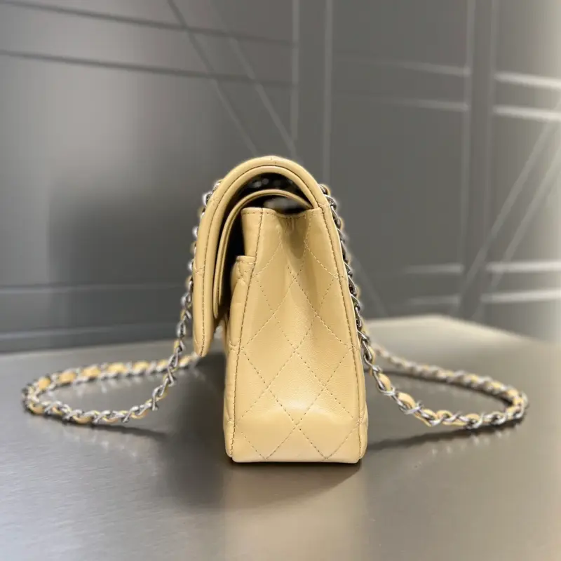 Medium 25cm Lamb Skin CM 12 High Quality Bags - Image 3