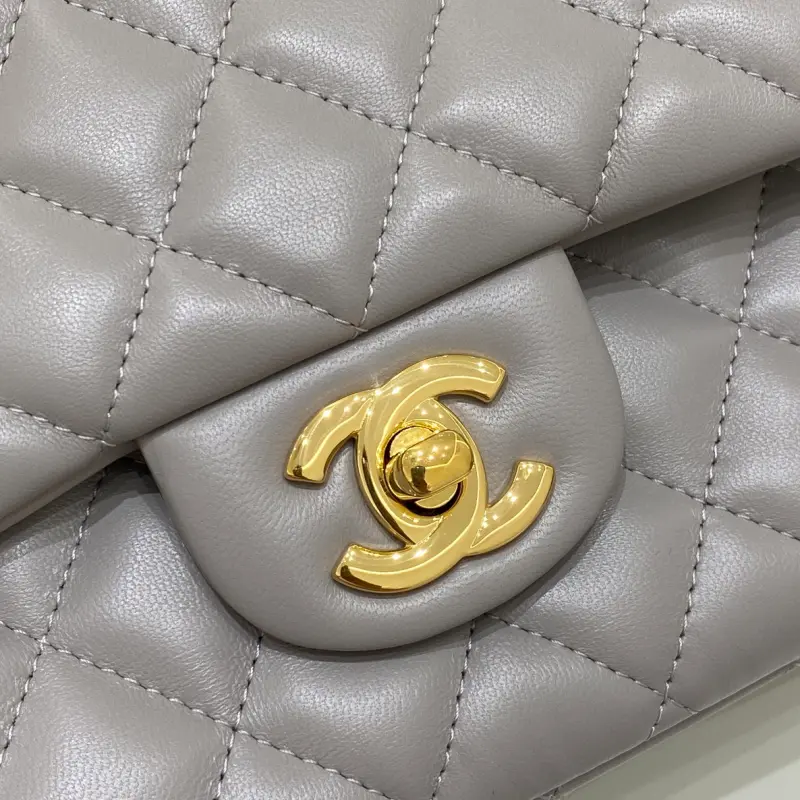 Medium 25cm Sheepskin CM 19 High Quality Bags - Image 3