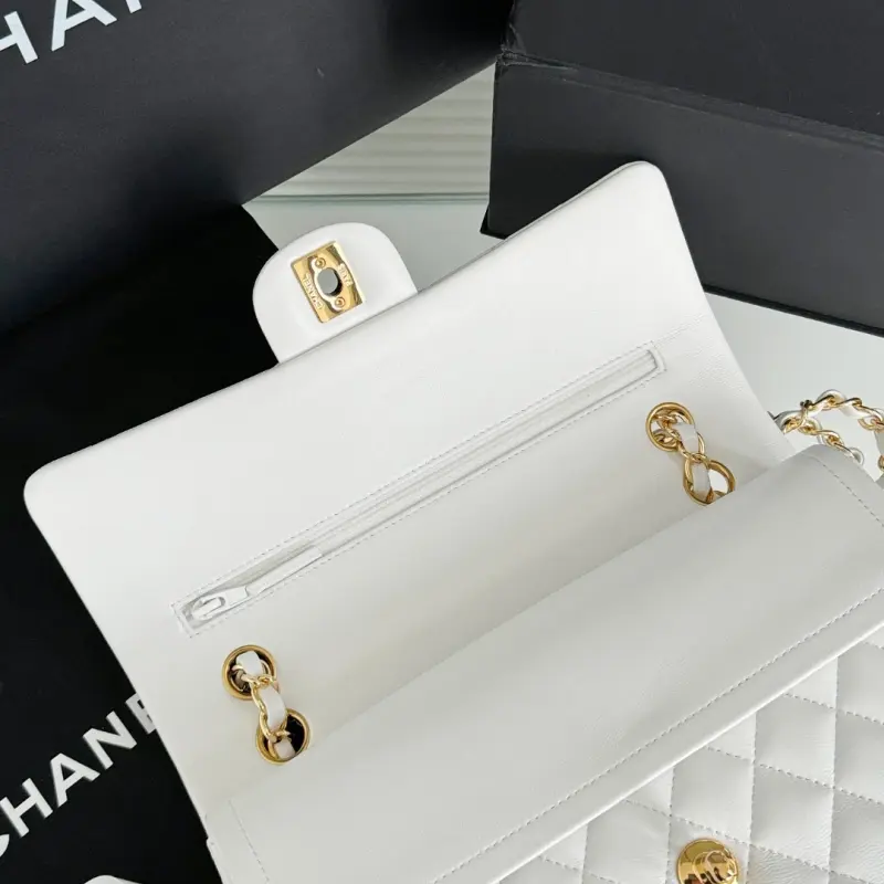 Medium 25cm Sheepskin CM 23 High Quality Bags - Image 8