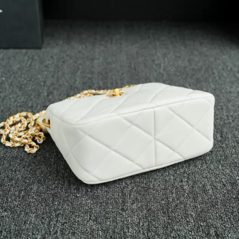 24s Double Pearl Hobo Bag CM 1 High Quality Bags - Image 4