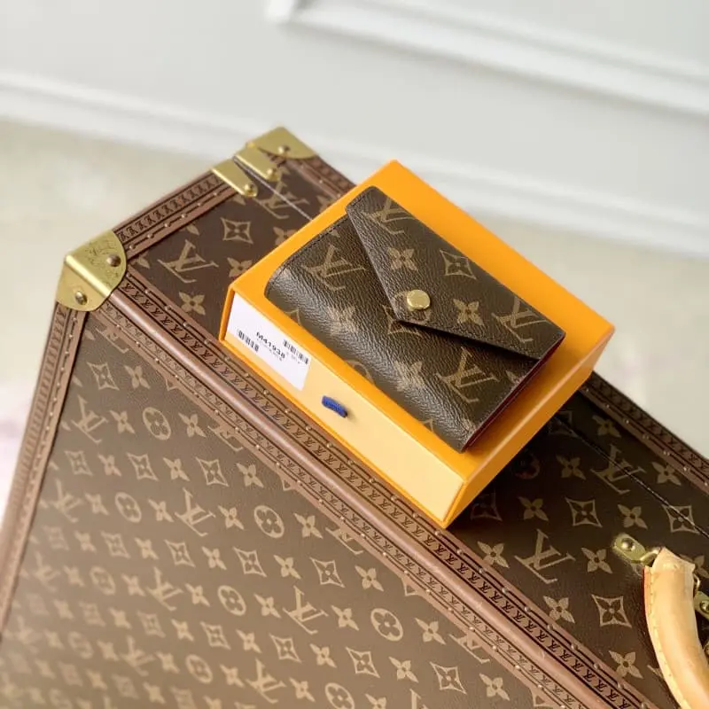 M41938 Gold button rose red 12X9cm High Quality Bags - Image 3