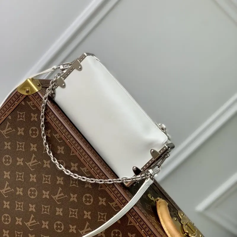 M25445 White 23x12x4cm High Quality Bags - Image 3