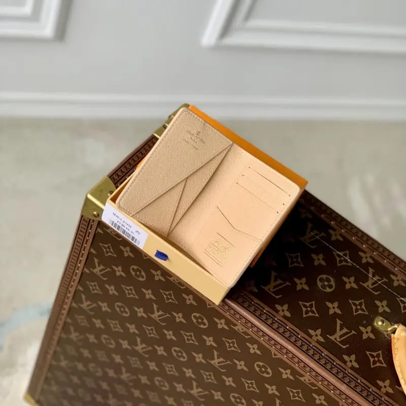 M83498 HH8 1 7.5x11.1x1cm High Quality Bags - Image 3