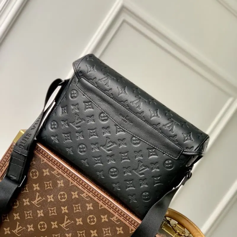 M25121 HH7 33x22.5x11cm High Quality Bags - Image 3