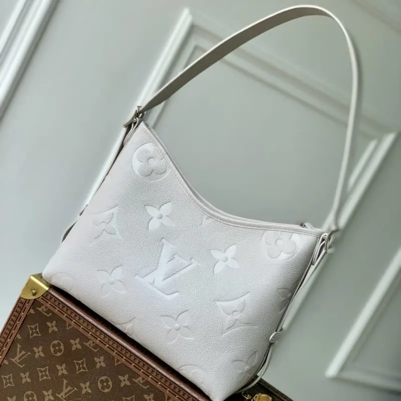 M46288 24x12x29.5cm High Quality Bags - Image 3