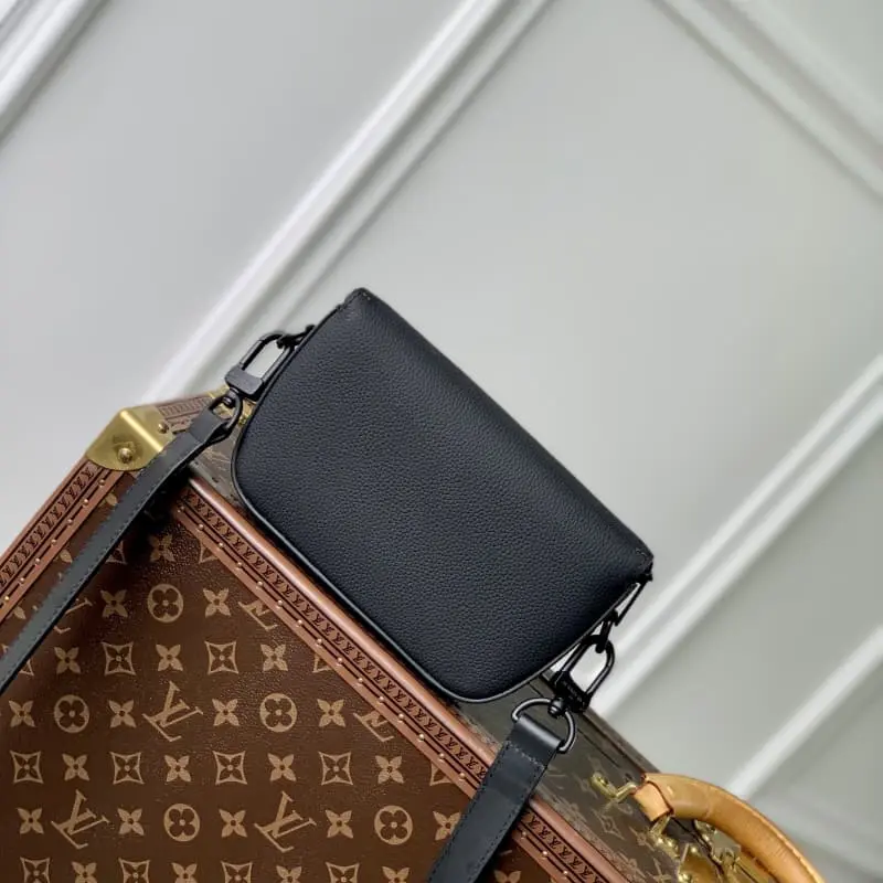 M83563 HH48 20x12x5.5cm High Quality Bags - Image 3