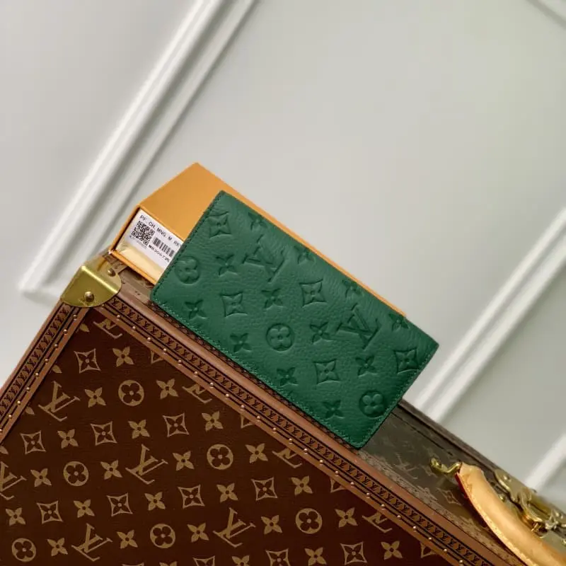 M83067 Suit Clip 10x19x2cm High Quality Bags