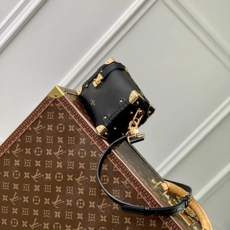 M23817 Black 18x12.5x8cm High Quality Bags - Image 2