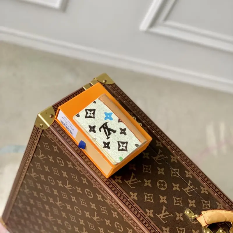 M83336 White 7.5x11.1x1cm High Quality Bags