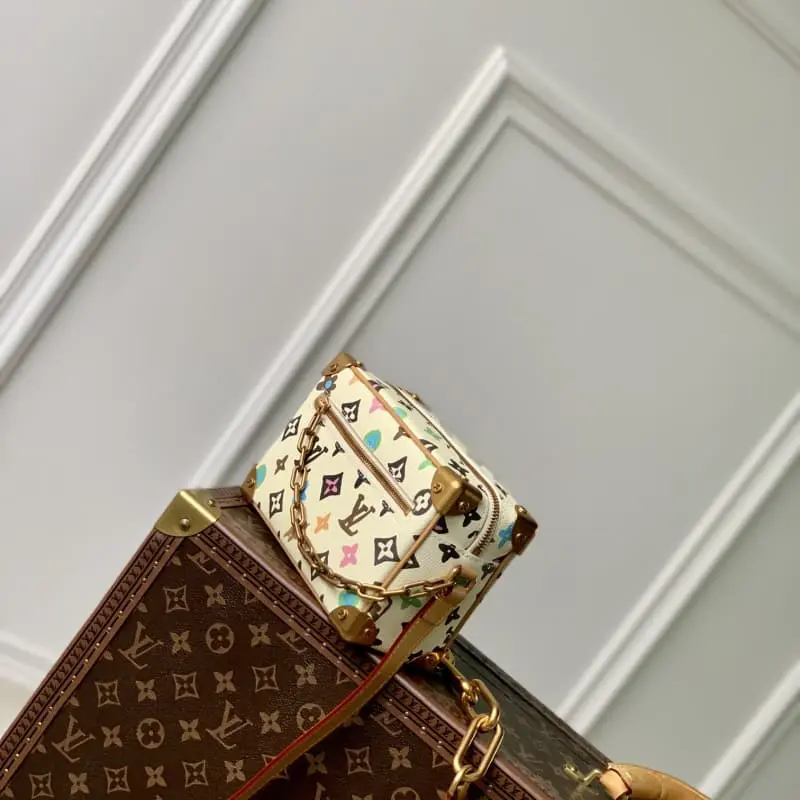 M25132 White Flower 18.5x13x8cm High Quality Bags - Image 2