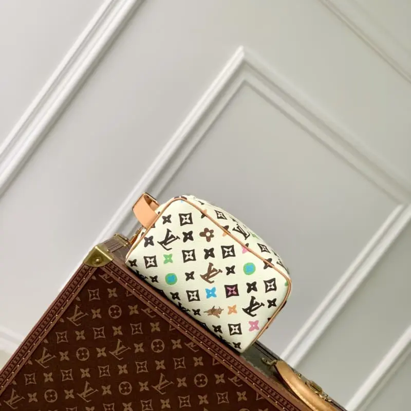 M47069 White Flower 23x13x12cm High Quality Bags