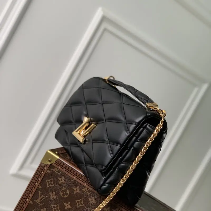 M23689 Black 31x19.5x11cm High Quality Bags - Image 2