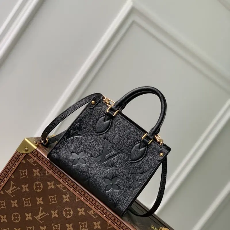 M46993 18x15x8.5cm High Quality Bags - Image 2