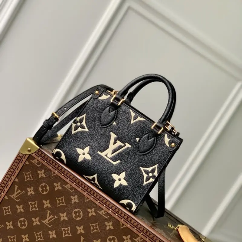 M47054 18x15x8.5cm High Quality Bags - Image 2