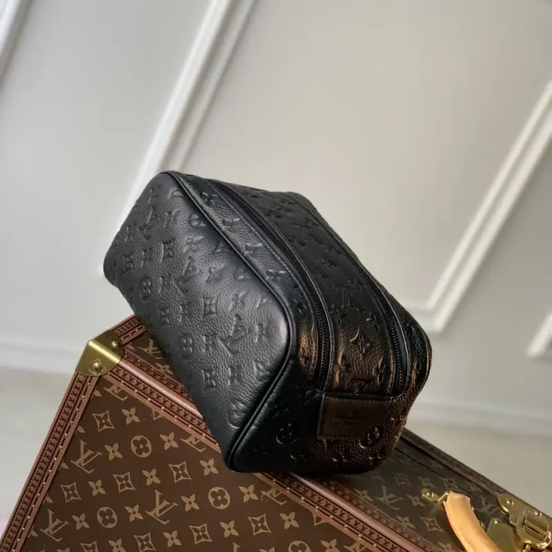 M82576 Leather S5 28x15x16.5cm High Quality Bags - Image 2