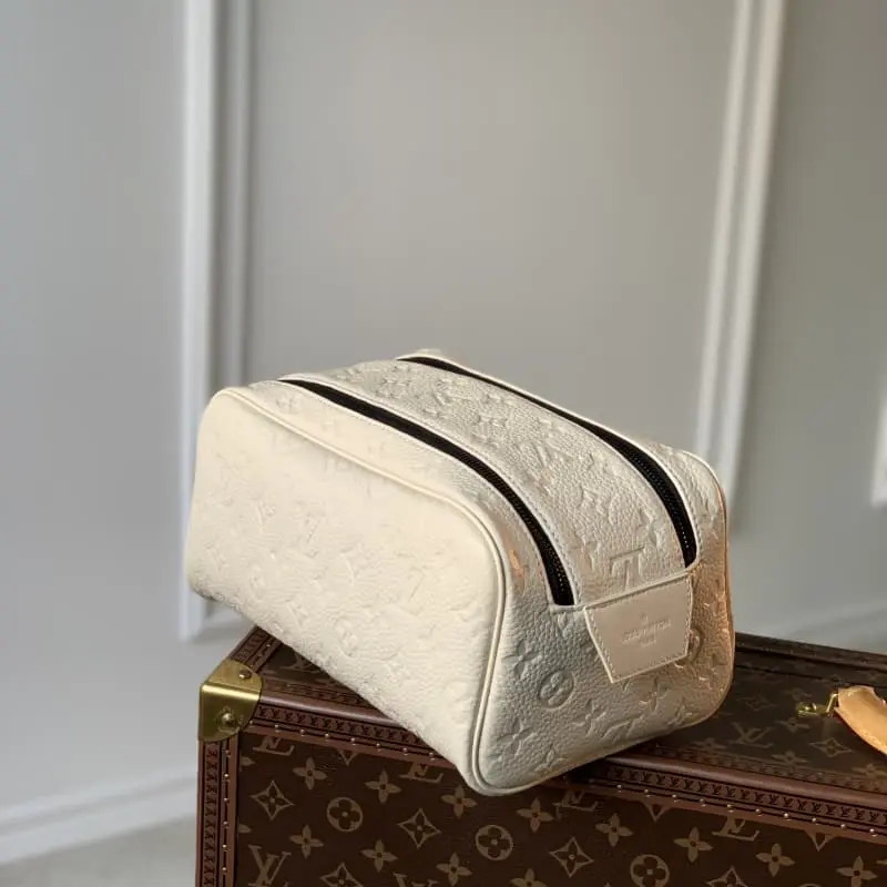 M82576 Leather S6 28x15x16.5cm High Quality Bags - Image 2