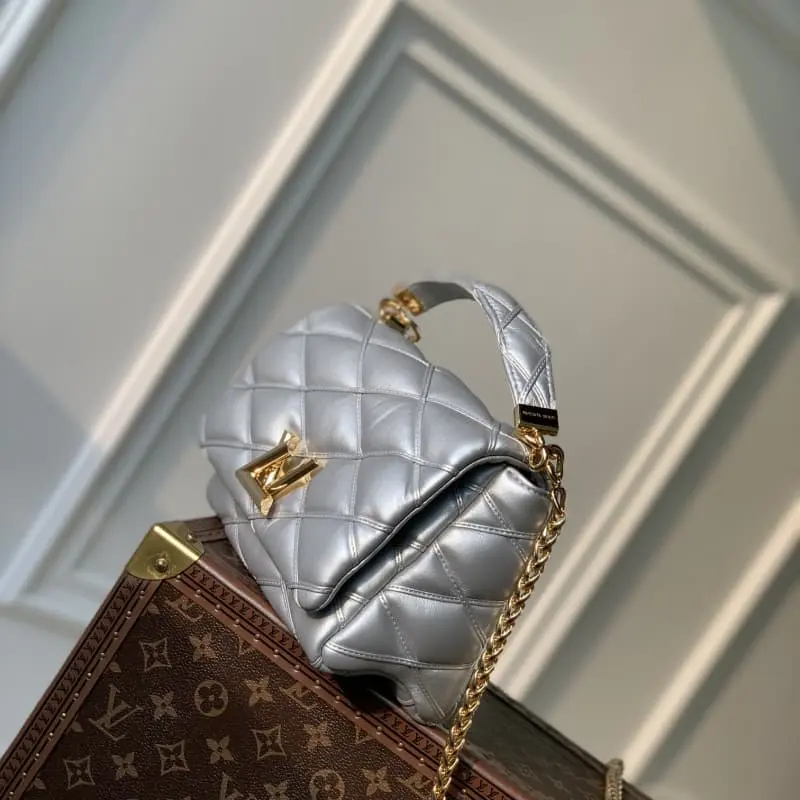 M22891 23x16x10cm High Quality Bags - Image 2