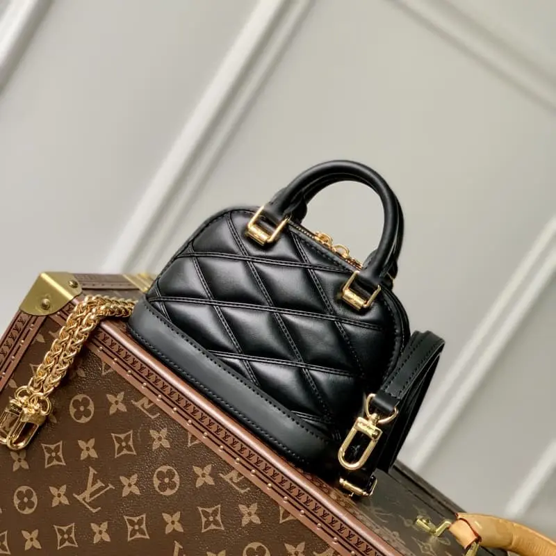 M83048 18x12x8cm High Quality Bags - Image 2