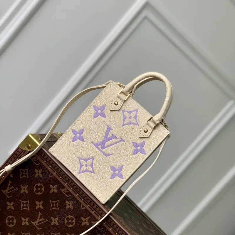 M69442 S2 14x17x5.5cm High Quality Bags - Image 2