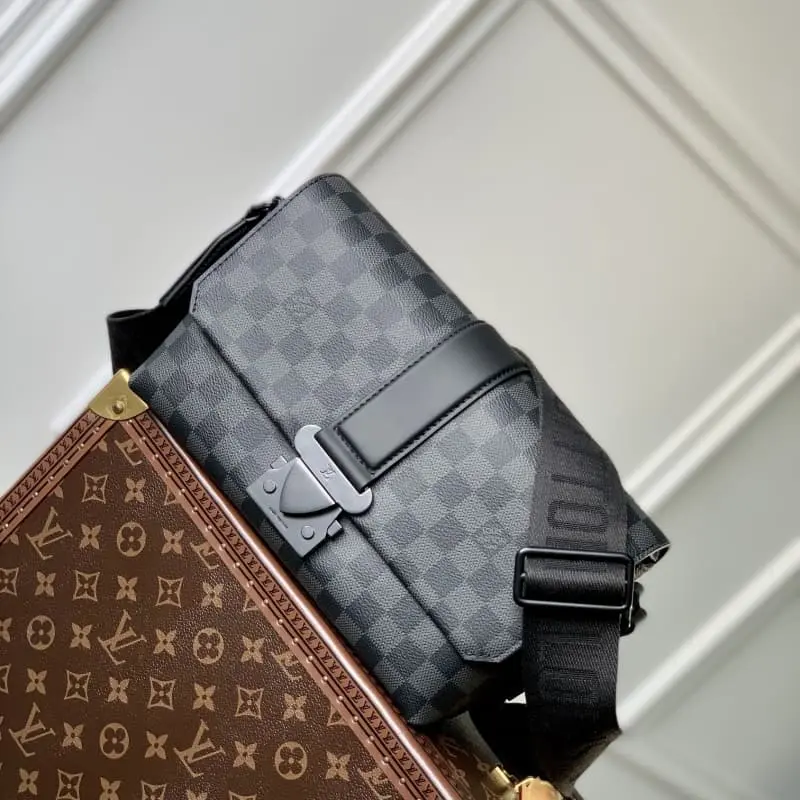 M46794 S2 28x16x10cm High Quality Bags - Image 2