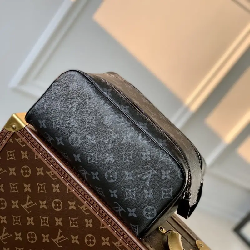 M46354 28x15x16.5cm High Quality Bags - Image 2