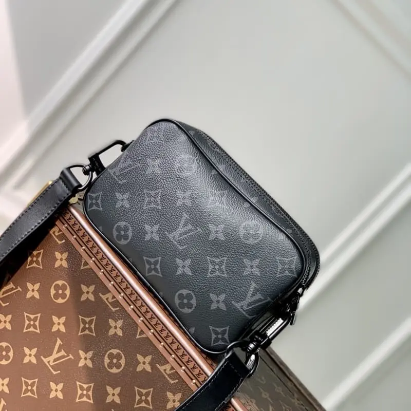 M82542 11x18.5x6.5cm High Quality Bags - Image 2