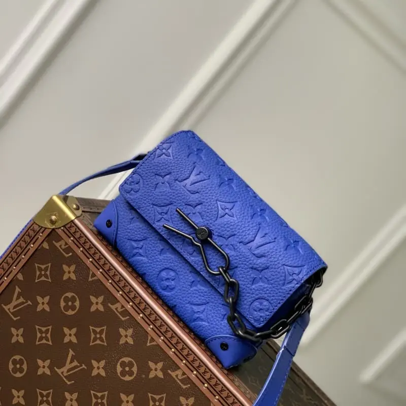 M82571 18x11x6.5cm High Quality Bags