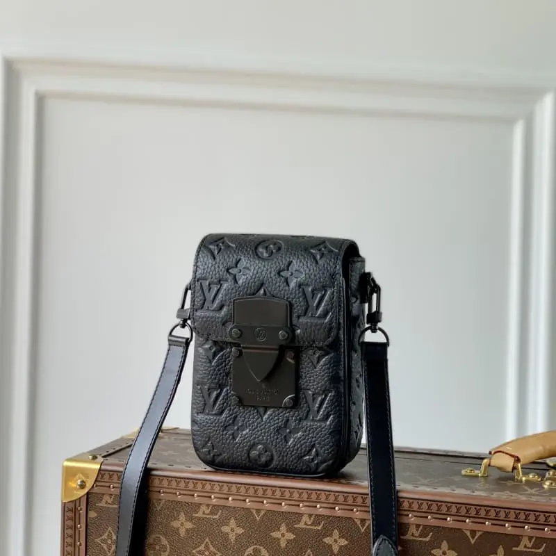 M81524 Black 12x19x7cm High Quality Bags