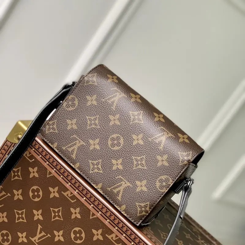 M82534 18x11x6.5cm High Quality Bags - Image 2