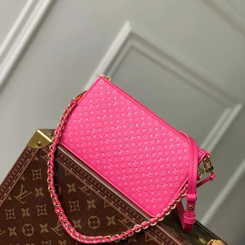 M82232 Rose Red 21.5x12.5x5cm High Quality Bags - Image 2